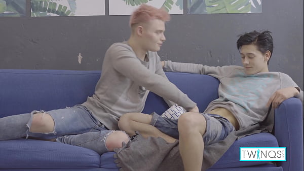 Image Logan Cums On Oliver's Chest After Some Wild Oral & Anal Scenes!