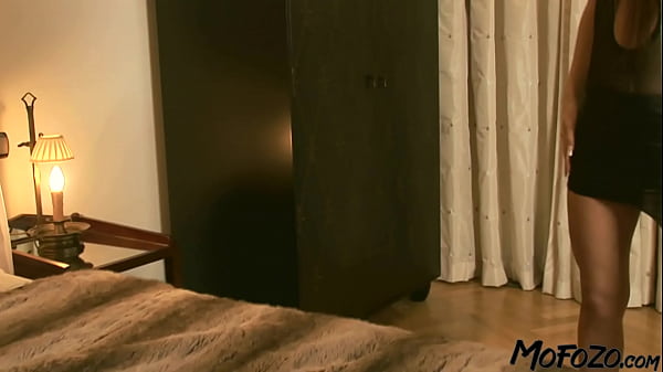 Image MOFOZO.com - Real Amateur Homemade Sex Video With A Brunette Model