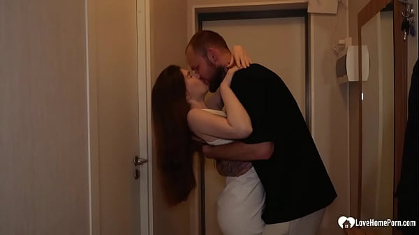 Image I pin her to the wall for fucking