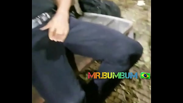 Image O DIA QUE DEI O RABO NA RUA PARA O GAR&Ccedil_OM QUE TINHA ACABADO DE SAIR DO RESTAURANTE