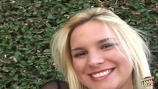 Image A stunning blonde gags on her guys cocks and sucks it straight from her asshole