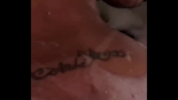 Image Banho de espuma e porra na bucetinha da morena