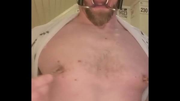 Image Slave humiliates itself