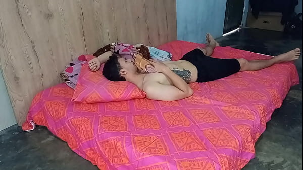 Image Abby entra a casa de un desconocido en busca de sexo