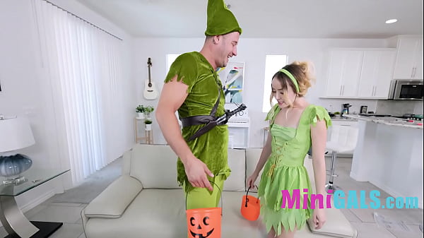 Image Trick Or Treat With Teenie Stepdaughter- Maria Kazi