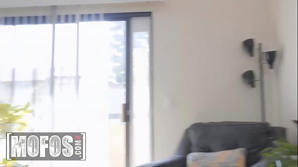 Image Harley Haze Sucks Scott Nails' Dick In Exchange With A Deep Hard Fucking - MOFOS