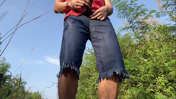 Image Luffy big cock jerk off outdoor.