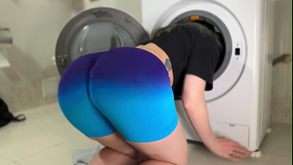 Image StepSis Stucked in Leggins At Wash Machine , Oh No , How Could i help her ?