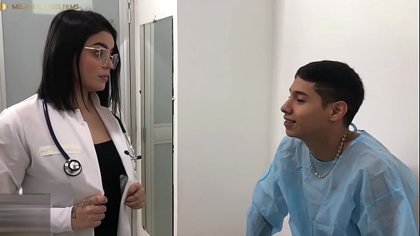 Image doctora sexy se folla a su paciente con polla gigante - culos grandes