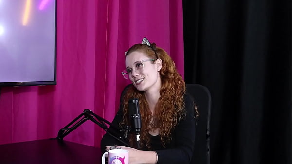 Image Ela gosta de fazer m&eacute_nage com mulher e homem, teve um cliente que queria um v&iacute_deo dela espirrando, os fetiches que teve e sobre cobrar clientes... - Dracaryssg (SHEER/RED)