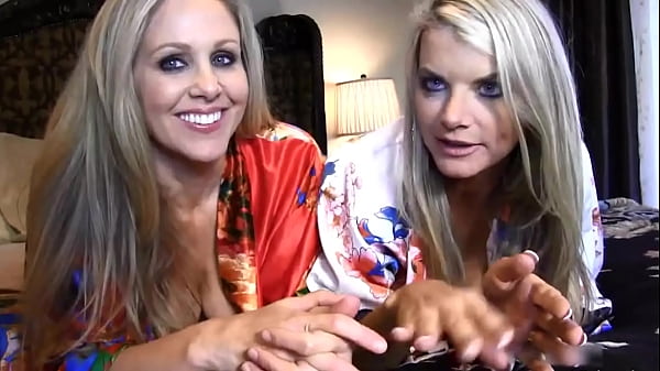 Image Big Boobed Blondes Julia Ann And Vicky Vette Love Tongue Fucking!
