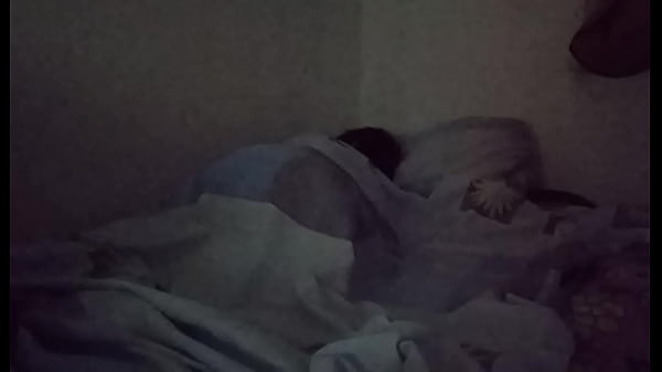 Image Un creampie inesperado se convirti&oacute_ en la cama que comparte con una hermanastra cachonda.