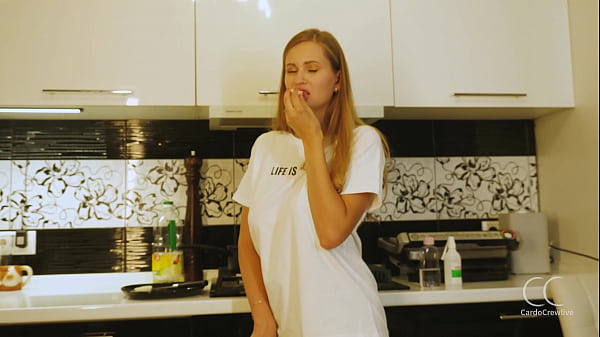 Image Sexy blonde eats egg food fetish