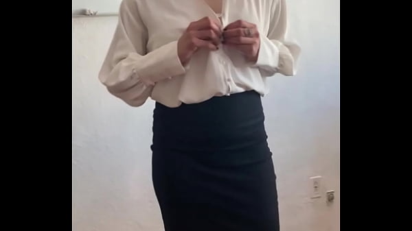 Image ALUMNO se COGE a su MAESTRA en el SALON! Les Cuento una ANECDOTA? ME COGI A MI MAESTRA VERO en el Salon de Clases Cuando me Estaba Dando Clase! Ella es una MILF MEXICANA Muy RICA! PARTE 2