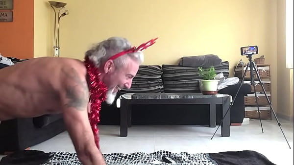 Image MOM NOEL WANTS TO FUCK THE REINDEER RUDOLPH AND GETS A SURPRISE