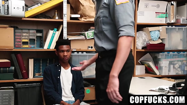 Image Perp Caught on Camera Slipping Silver Necklace Into Pants - Copfucks