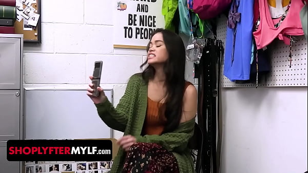Image Animal Rights Activist Angelina Gets Caught Breaking Into The Pet Store - Shoplyfter MYLF