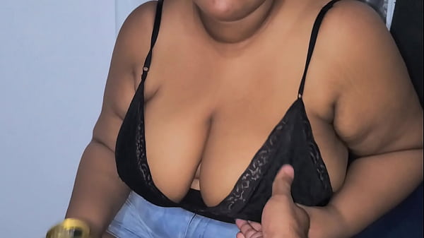 Image Professora convida seu aluno para sua casa da seu cu para ele e faz um belo anal com ele