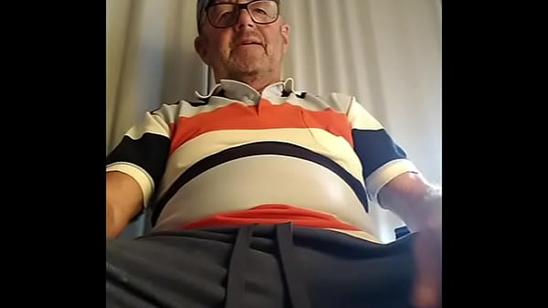 Image Wanking my cock fast and hard. Starring Bengeeman