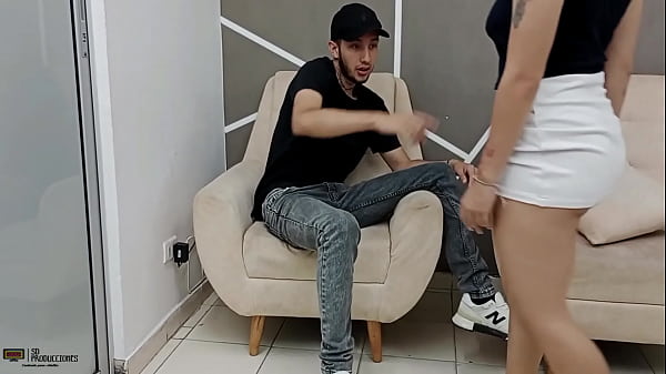 Image No me sale el baile! Pero si me entra tu rica y deliciosa polla hermanastro