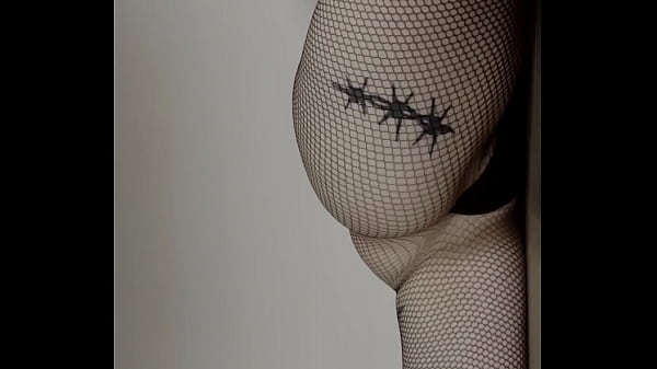 Image SEXY FISHNET BABE, DO YOU LIKE FISHNETS?