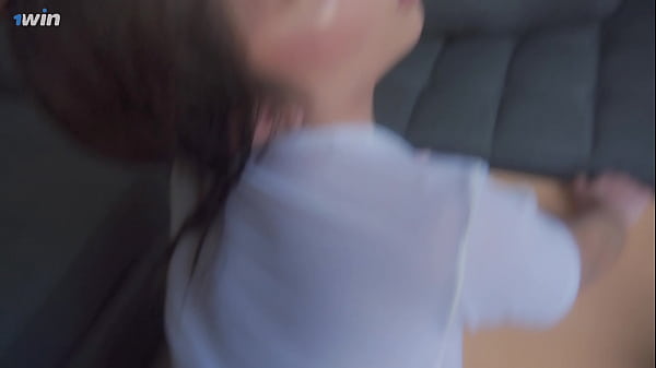 Image Mi hermanastra me hace la mejor mamada de mi vida despu&eacute_s de que le destrozo el culo