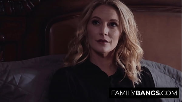 Image FamilyBangs.com ⭐ Stepson Gave Flowers to his Stepmom, Nathan Bronson, Mona Wales