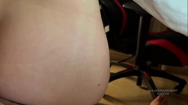 Image Mamada de una chica con gafas y termino dentro de su co&ntilde_o