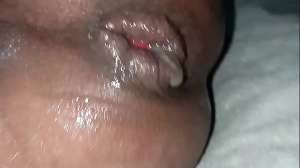Image Pushing n gapping my ass Yammy rosebud's