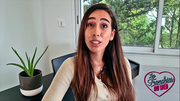 Image Camila, jolie coquine qui se d&eacute_vergonde