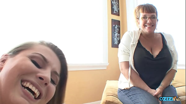 Image Mature slut lets her husband fuck a stranger in front of her