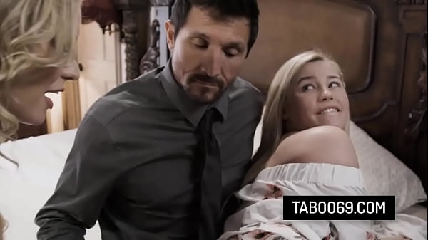 Image Hot stepfamily threesome - Kenzie Taylor, Carolina Sweets