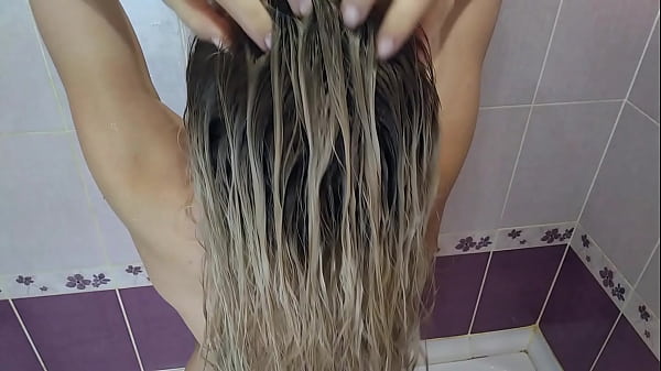 Image Obedient slave , washed his hair ,jerked off his hair and finished on his head