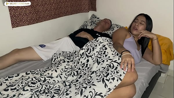 Image masturb&aacute_ndome con mi hermanastra - bbw culos grandes