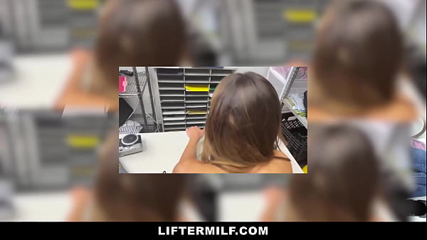Image Officer Arrests Suspect Milf for An Strip Search - Liftermilf