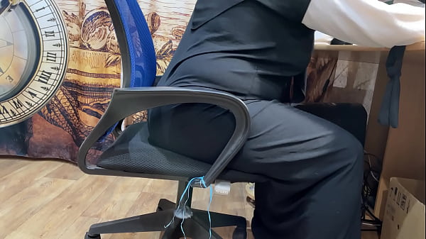 Image Arab woman watches porn and masturbates