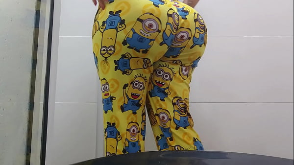 Image COMPILACION DE VIDEOS DE MI MADRASTRA MEANDO QUE BUEN CULO TIENE