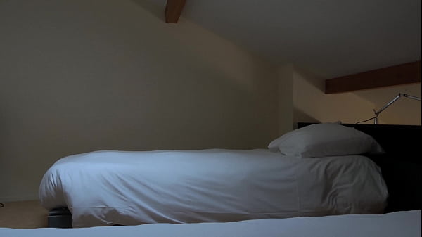 Image Je surprend ma coloc en train de se toucher dans ma chambre en rentrant du boulot - Dazzlingfacegirl full video on 28min MYM