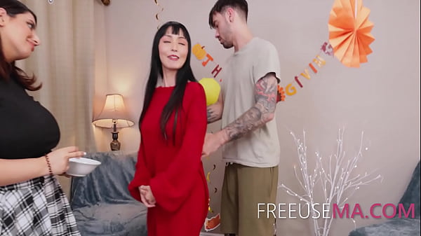 Image Sex Positive Asian Lesbian Stepmothers Don't Sexualise Dick