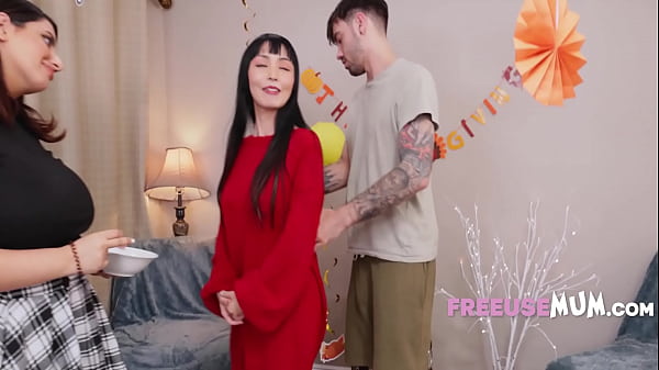 Image Dykes Dont, Think Dicks Is Sex (Freeuse Is Like Handshake)