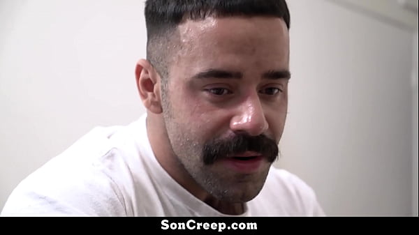 Image Stepdad Showing His Stepson that No One Will Love Him Like He Does - Soncreep