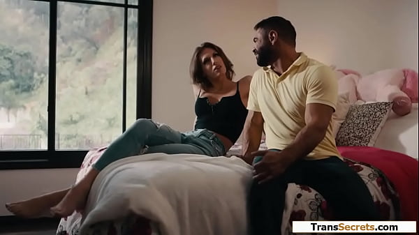 Image Ts stepdaughter Jade Venus sucks stepdad