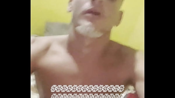 Image Vazou Branquinho dotado arrombando o primo neg&atilde_o