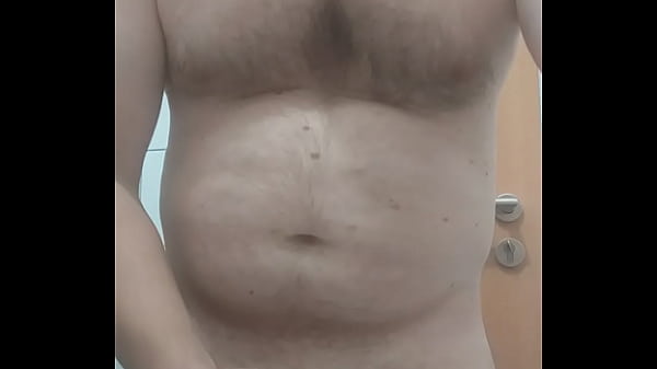 Image VID 428 Ma masturbez si imi beau pisaul (3min)