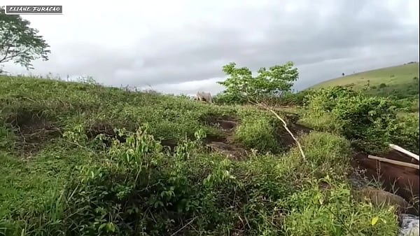 Image Sexo a tr&ecirc_s com com muito tezao e muita porra dentro das vaginas em Rio deserto&hellip_..meninas ficam nuas em Rio e fode com cara desconhecido