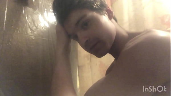 Image Hot Shower Time with Niko Springs