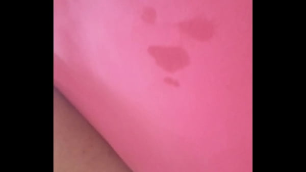 Image Gozei tanto que meu suor molhou a cama