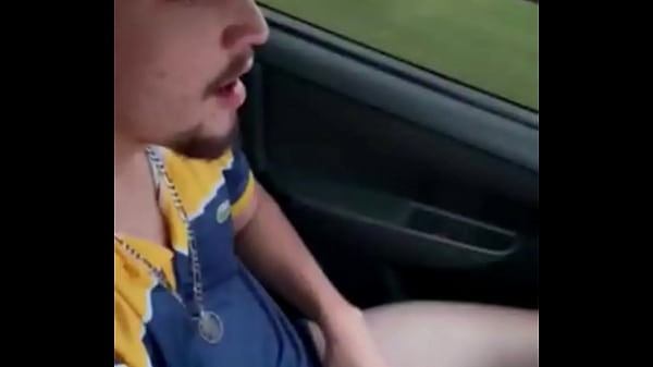 Image Batendo Punheta no carro enquanto dirijo