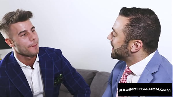 Image Horny Realtor Rammed By Hot Hunk - Drew Valentino, Allen King - RagingStallion