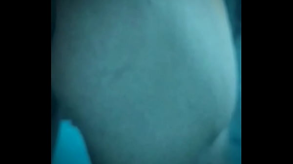 Image La.pandita recibe el a&ntilde_o caliente y con su juguete favorito ???️?